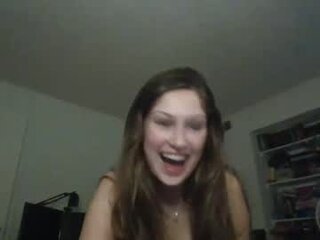 isabellamay2002