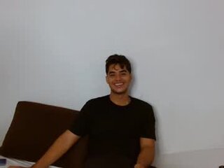 andrew_skinny18
