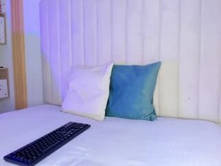 camila_moore1