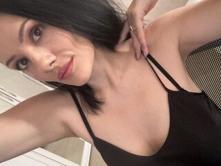 RoxyTravis