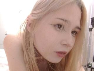 AnnieLeonhart69