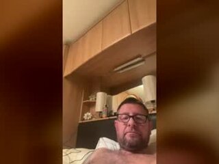 devenishslut2