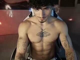 thomas_fit1