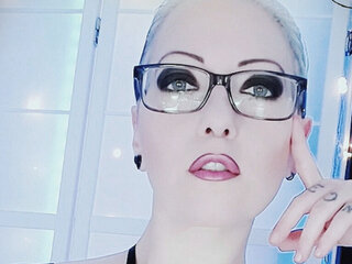 LeslieEden