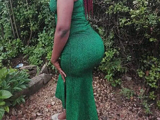 Curveqeenx